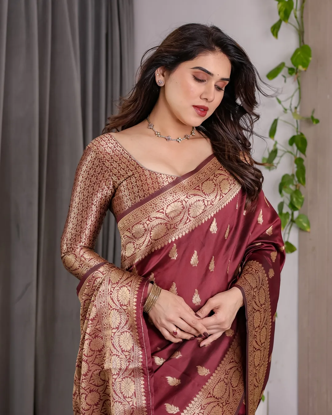 Maroon Banarasi Silk Saree With Floral Jacquard Zari Border