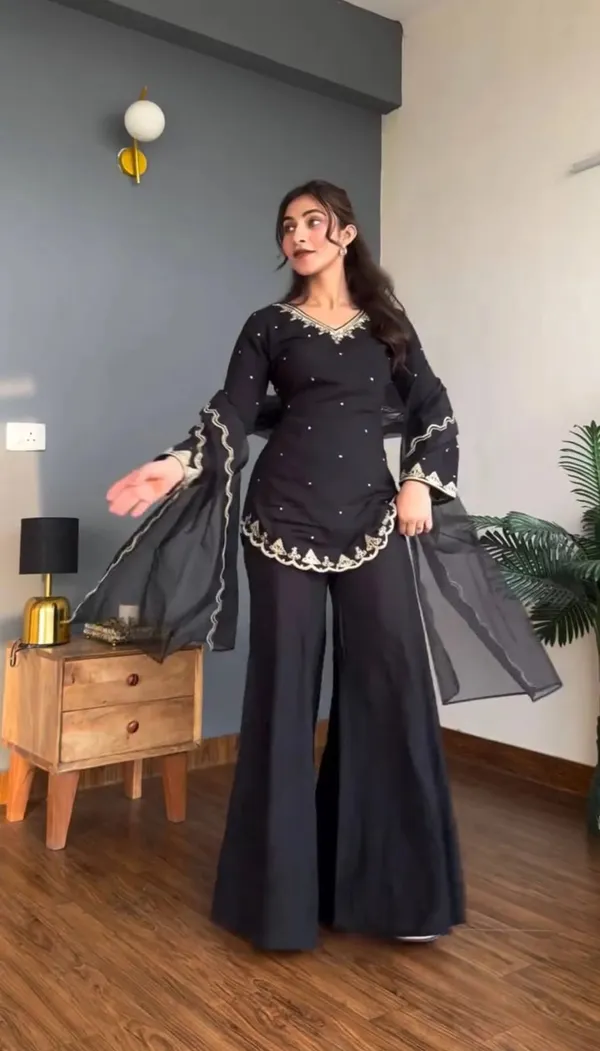 Black Heavy Silk Crepe Kurta Set with Sequence Embroidery