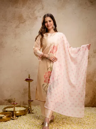 Peach Assam Silk Kurta Set with Printed Organza Dupatta
