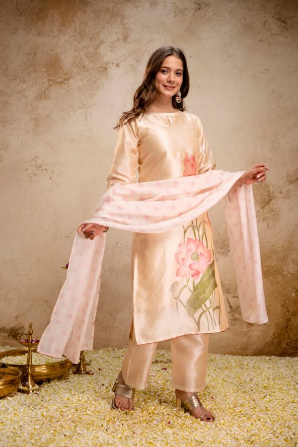 Peach Assam Silk Kurta Set with Printed Organza Dupatta