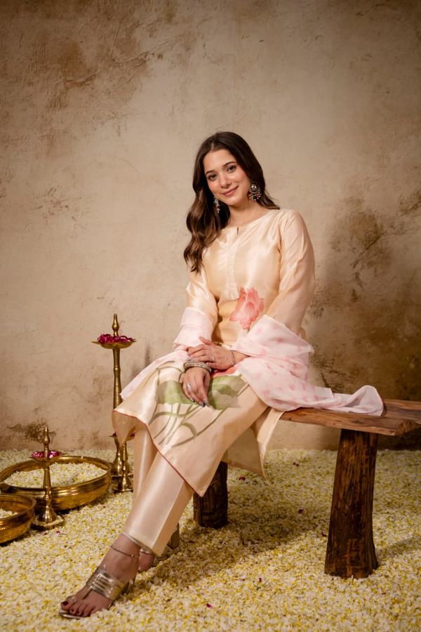 Peach Assam Silk Kurta Set with Printed Organza Dupatta