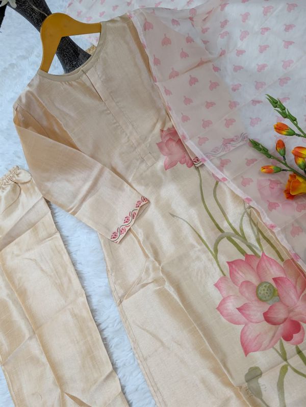 Peach Assam Silk Kurta Set with Printed Organza Dupatta
