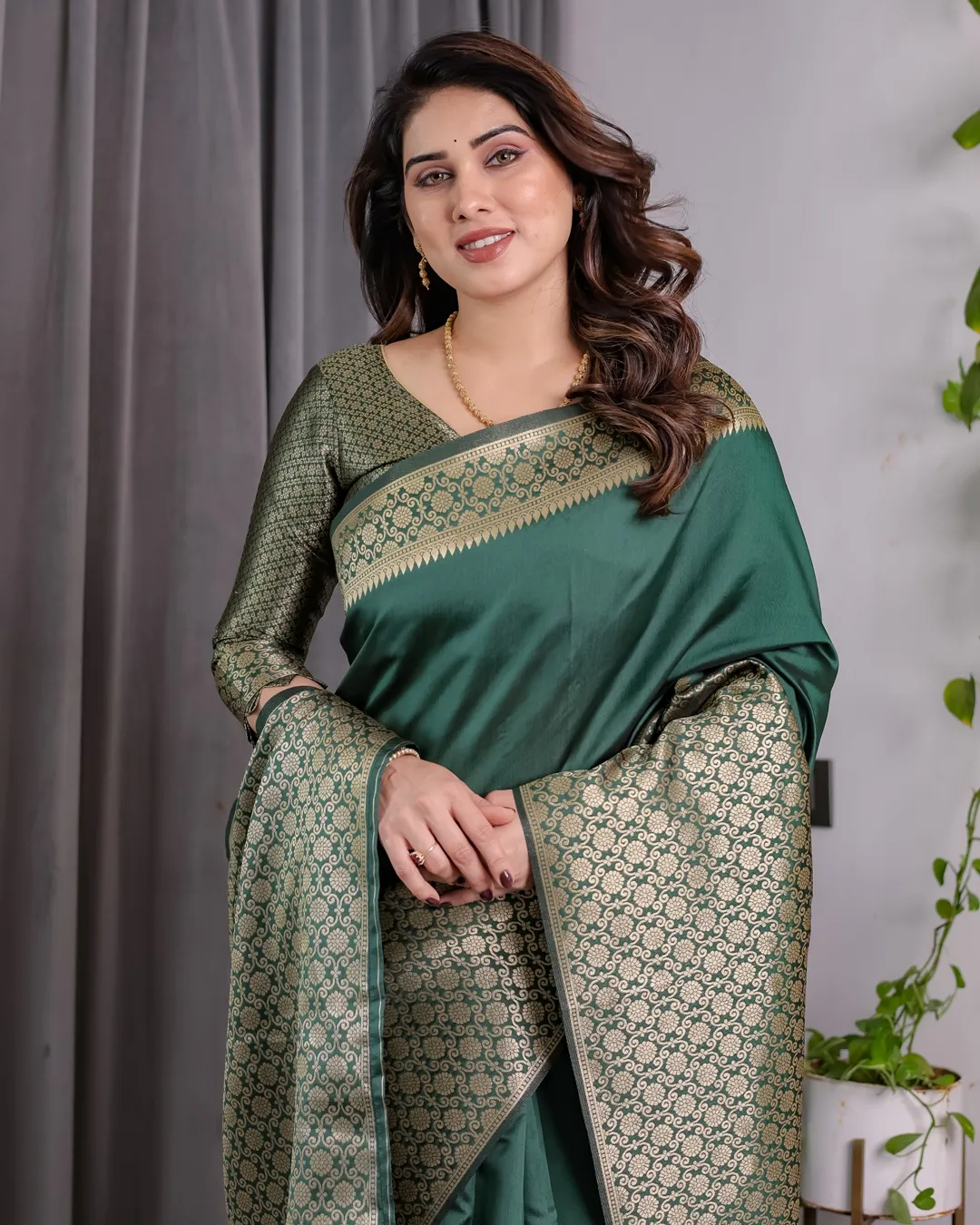 Deep Green Banarasi Soft Silk Saree With Golden Zari Border