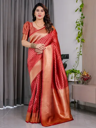 Red Banarasi Soft Silk Zari Saree Online | Varnavi
