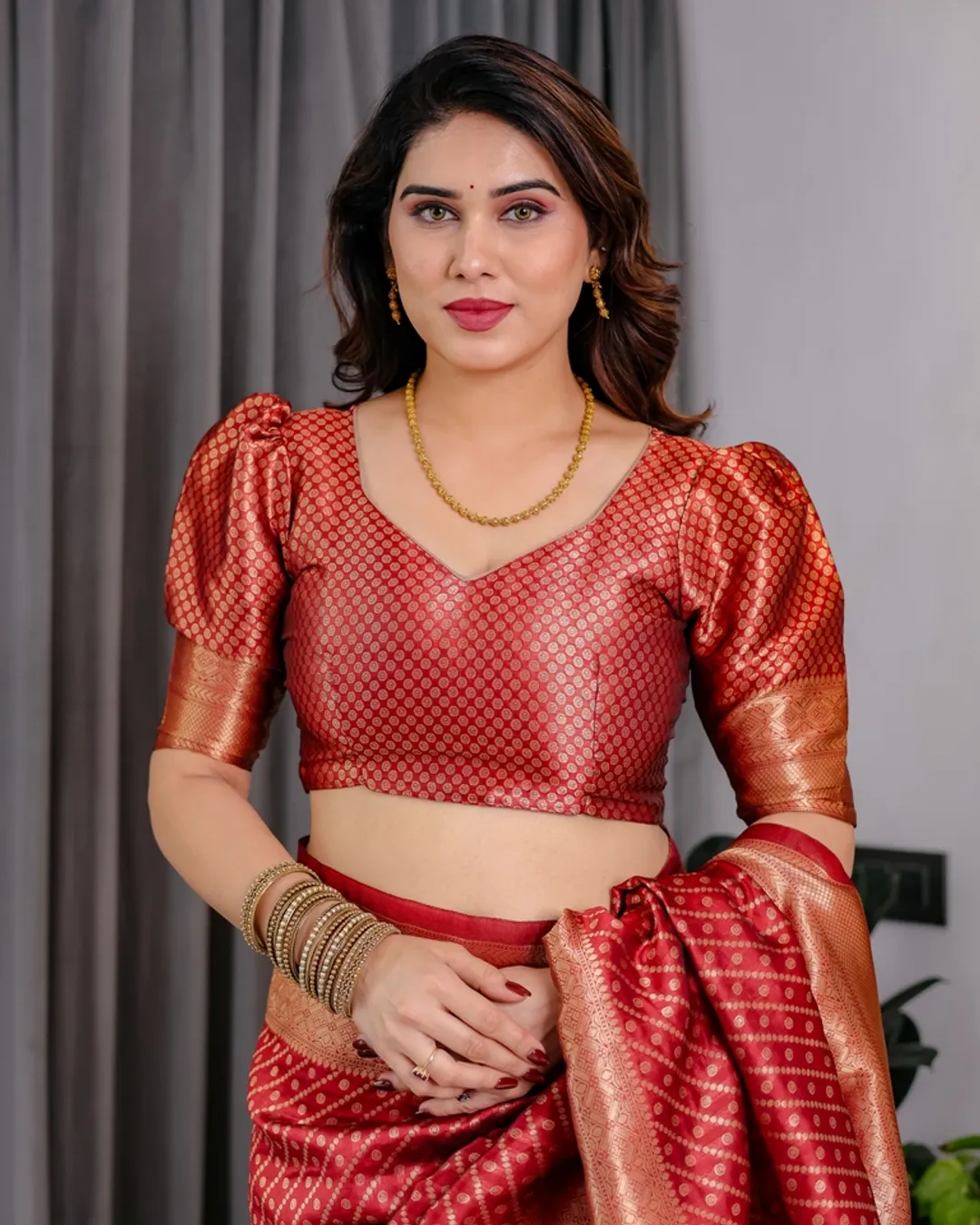 Red Banarasi Soft Silk Zari Saree Online | Varnavi