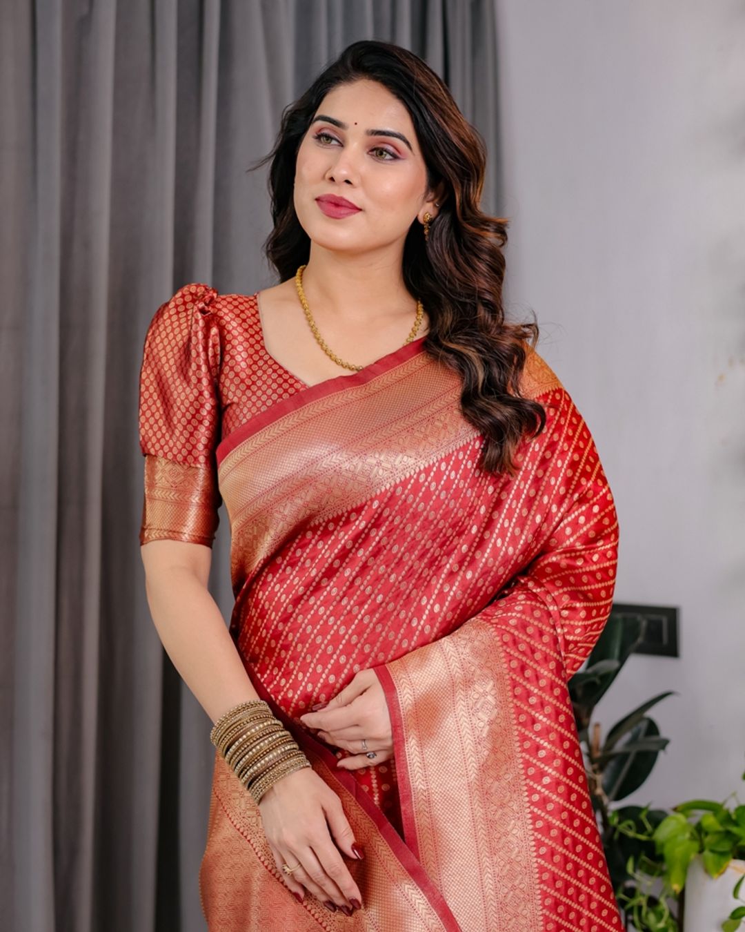 Red Banarasi Soft Silk Zari Saree Online | Varnavi