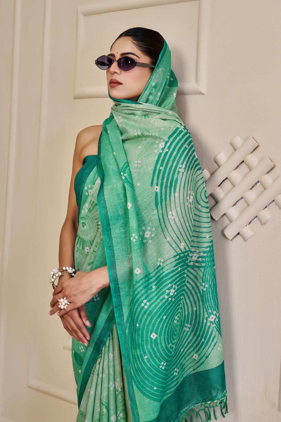 Sea Green Tissue Handloom Cotton Saree With Floral Patterns