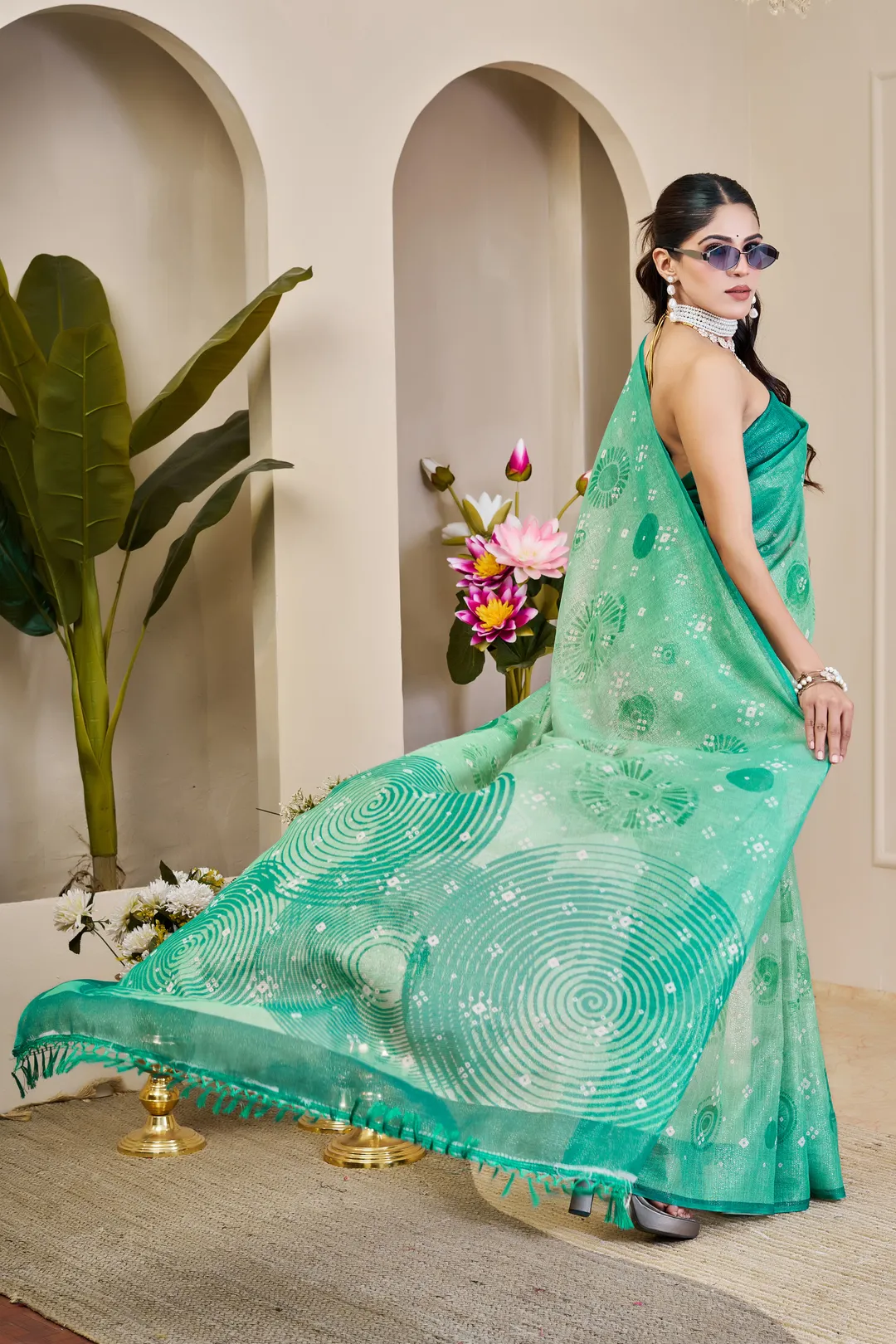 Sea Green Tissue Handloom Cotton Saree With Floral Patterns