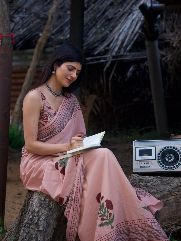 Dusty Rose Floral Print Linen Cotton Saree with Maroon Border
