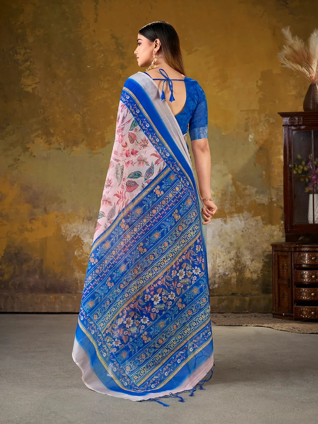 VARNAVI Pink Floral Printed Linen Cotton Saree With Blue Border