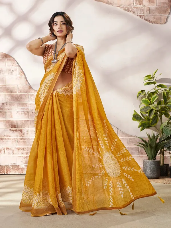 VARNAVI Mustard Linen Cotton Floral Printed Saree