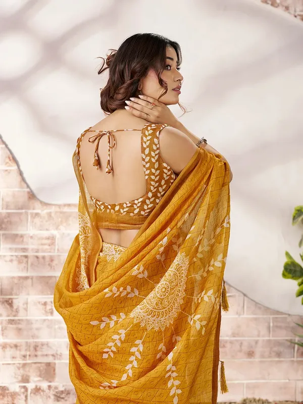 VARNAVI Mustard Linen Cotton Floral Printed Saree