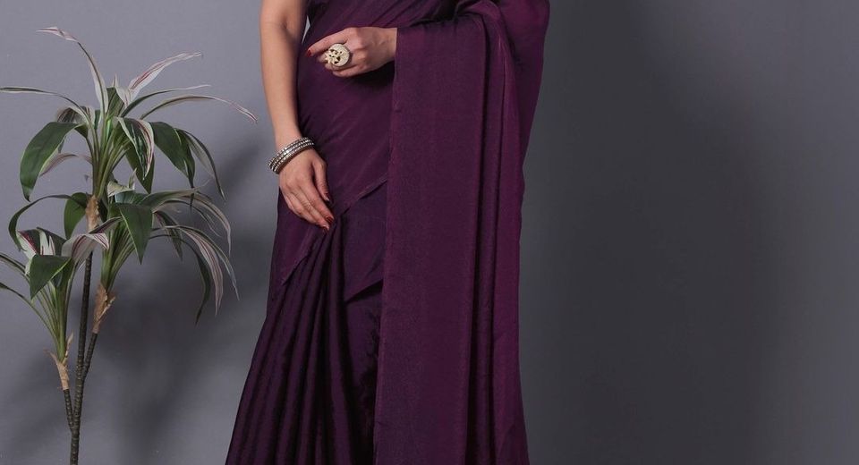 Kullu Dussehra Outfit Ideas: Pahari Sarees & Ethnic Looks for the Hills