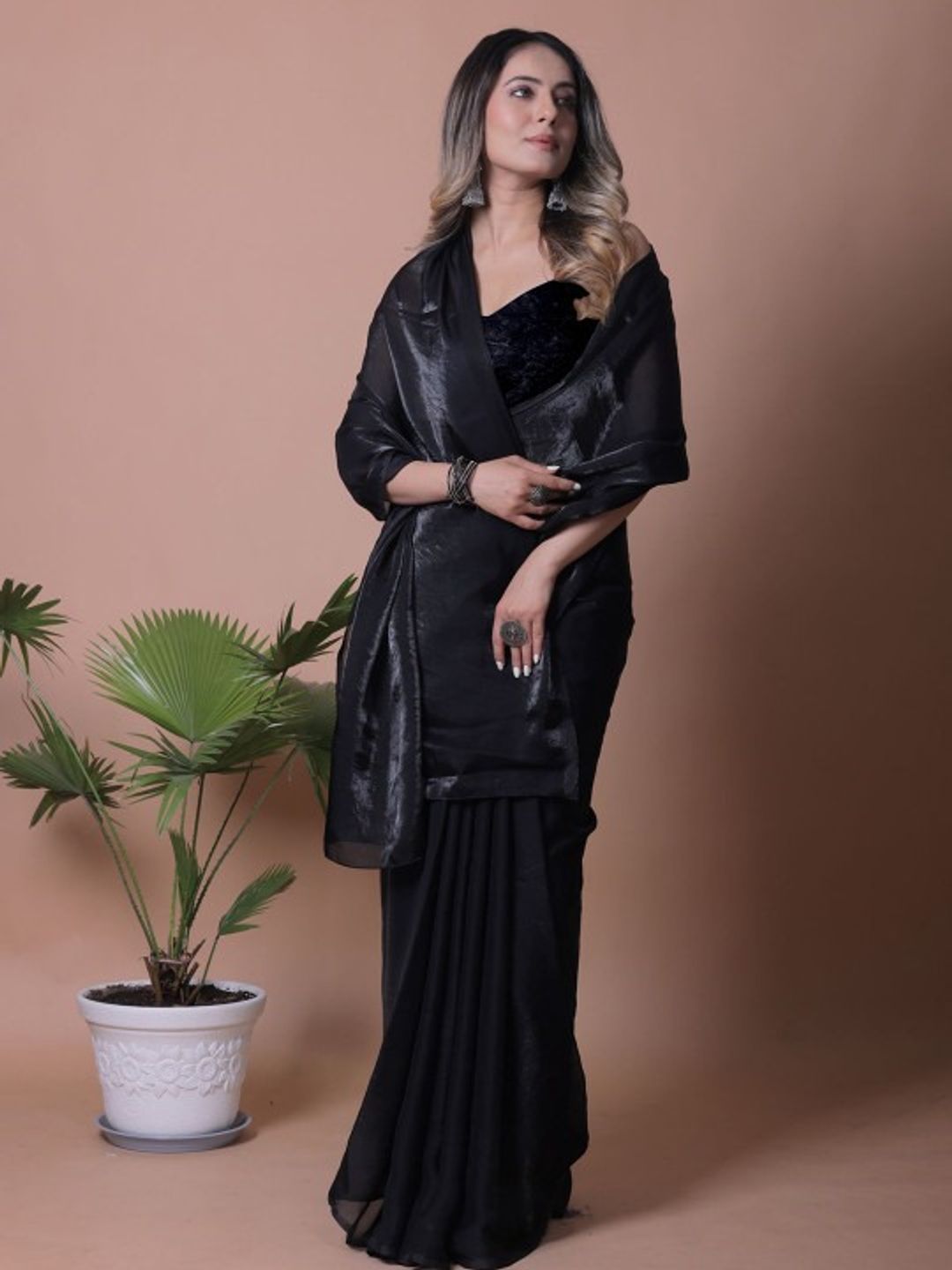 Black Fandy Solid Saree With Blouse for Women - VARNAVI
