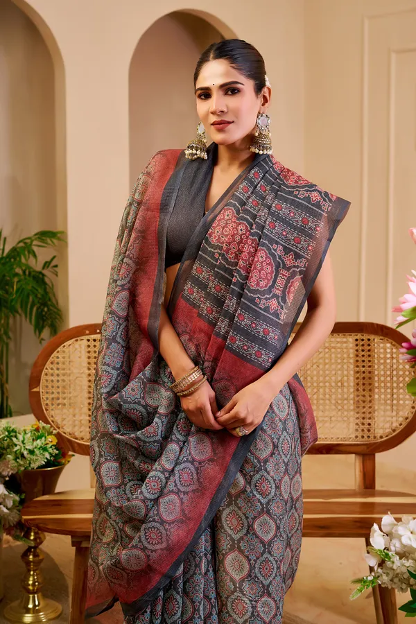 Grey Tissue Handloom Saree With Floral Design - Varnavi