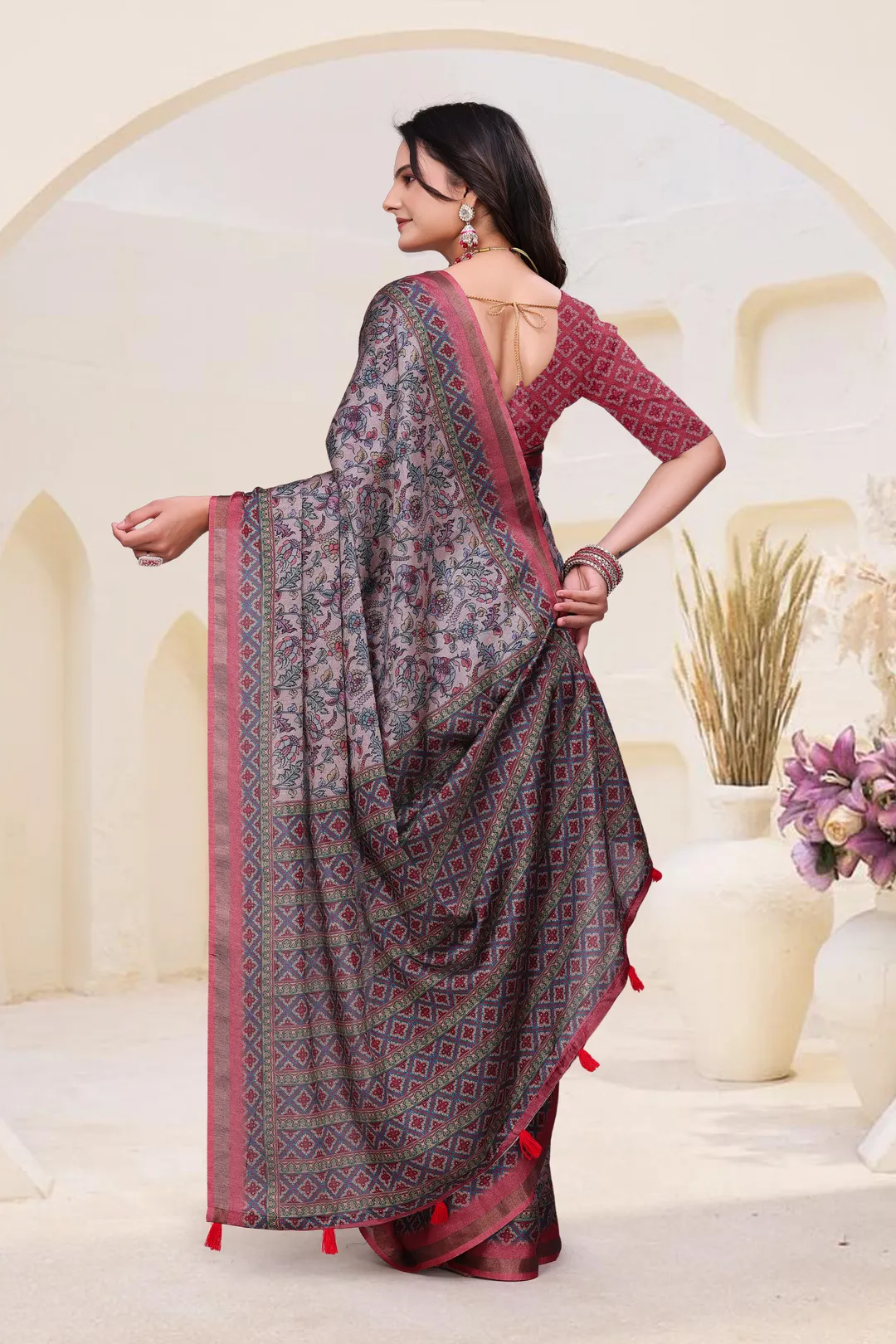 `Rose Grey Mal Cotton Floral Saree With Blouse - VARNAVI