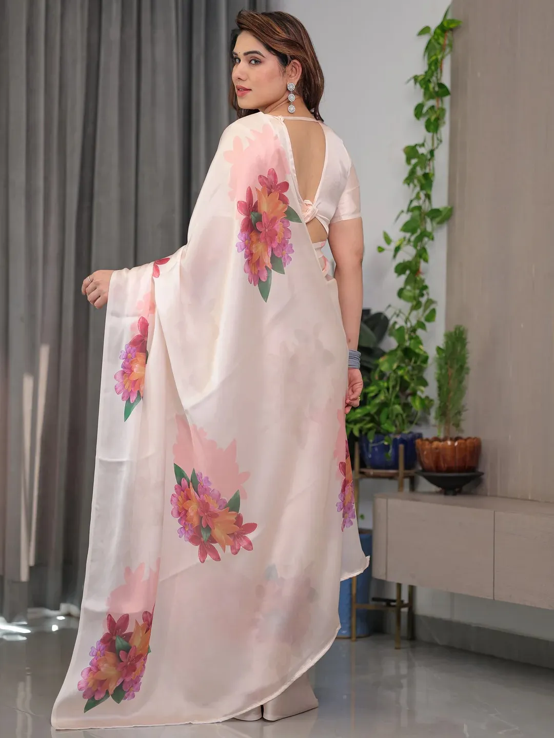 Cream Floral Satin Saree with Unstitched Blouse Varnavi