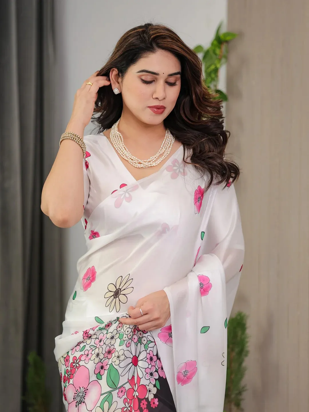 White Floral Satin Saree with Pink Flower Print Varnavi
