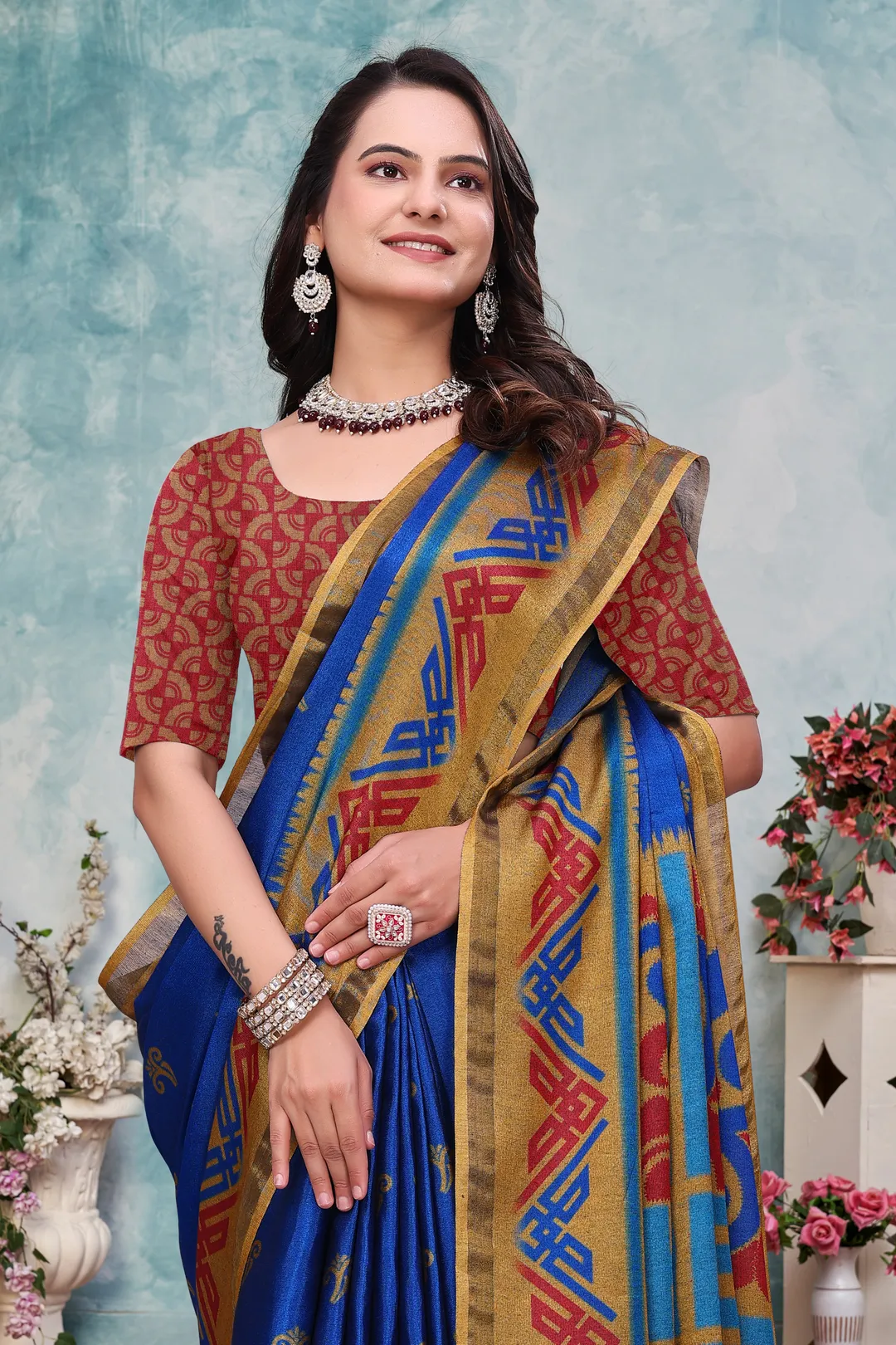 Royal Blue Ethnic Motif Mal Cotton Saree With Gold Border