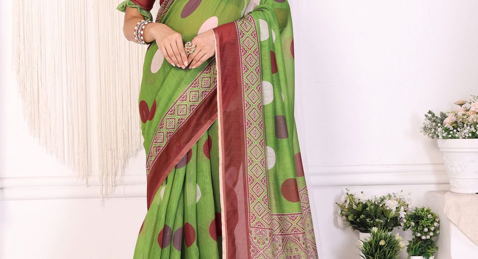 A Teen Girls Durga Puja Saree Alternative for Pandal Visits