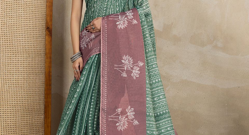 Sarees That Stay Comfortable at Humid Outdoor Weddings