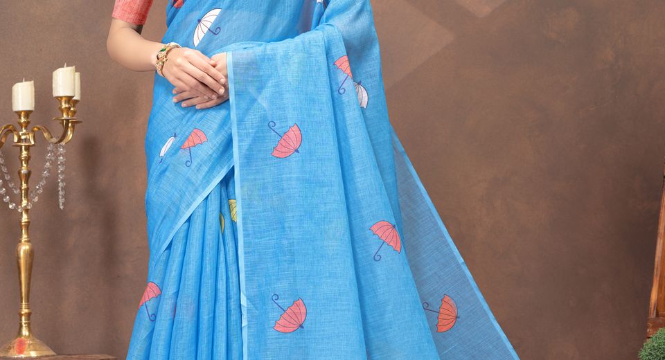 Ethnic Dresses That Handle Sudden Rain During Outdoor Functions Without Losing Their Shape