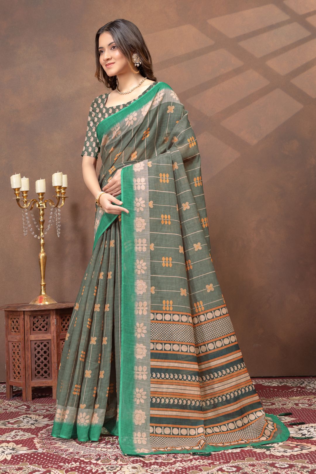 Green Floral Linen Cotton Saree Online | Varnavi Store