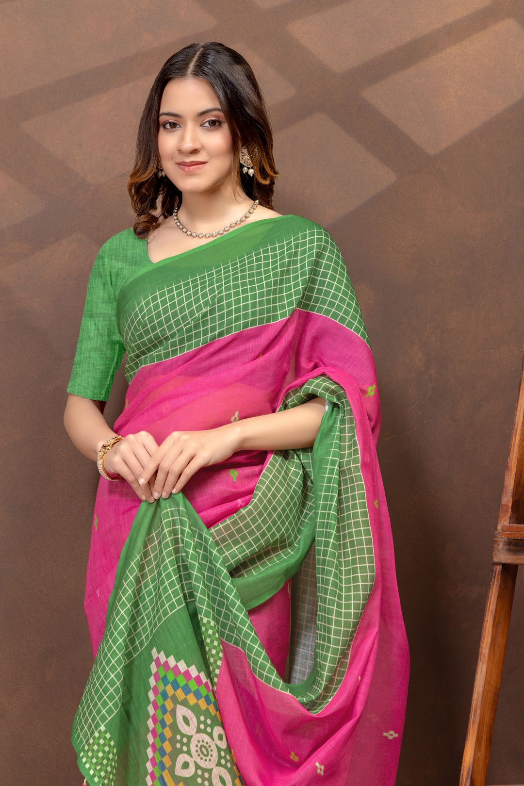 Green Pink Linen Cotton Printed Saree Online | Varnavi