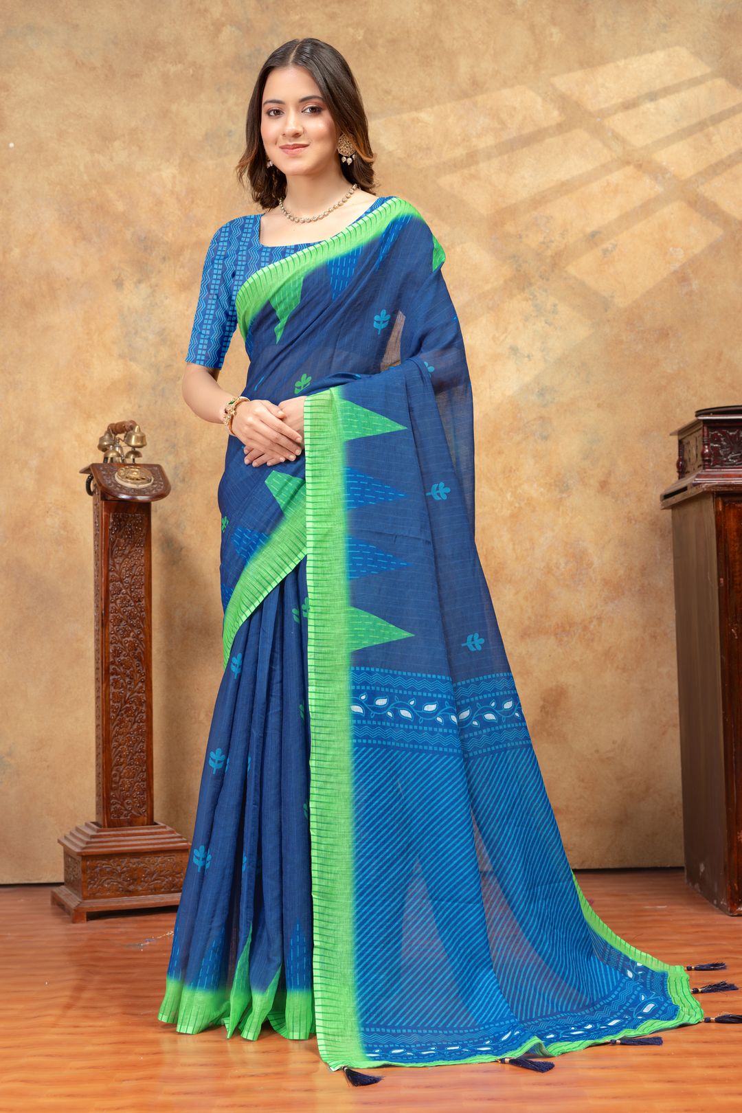 Blue Linen Cotton Printed Saree With Unstitched Blouse