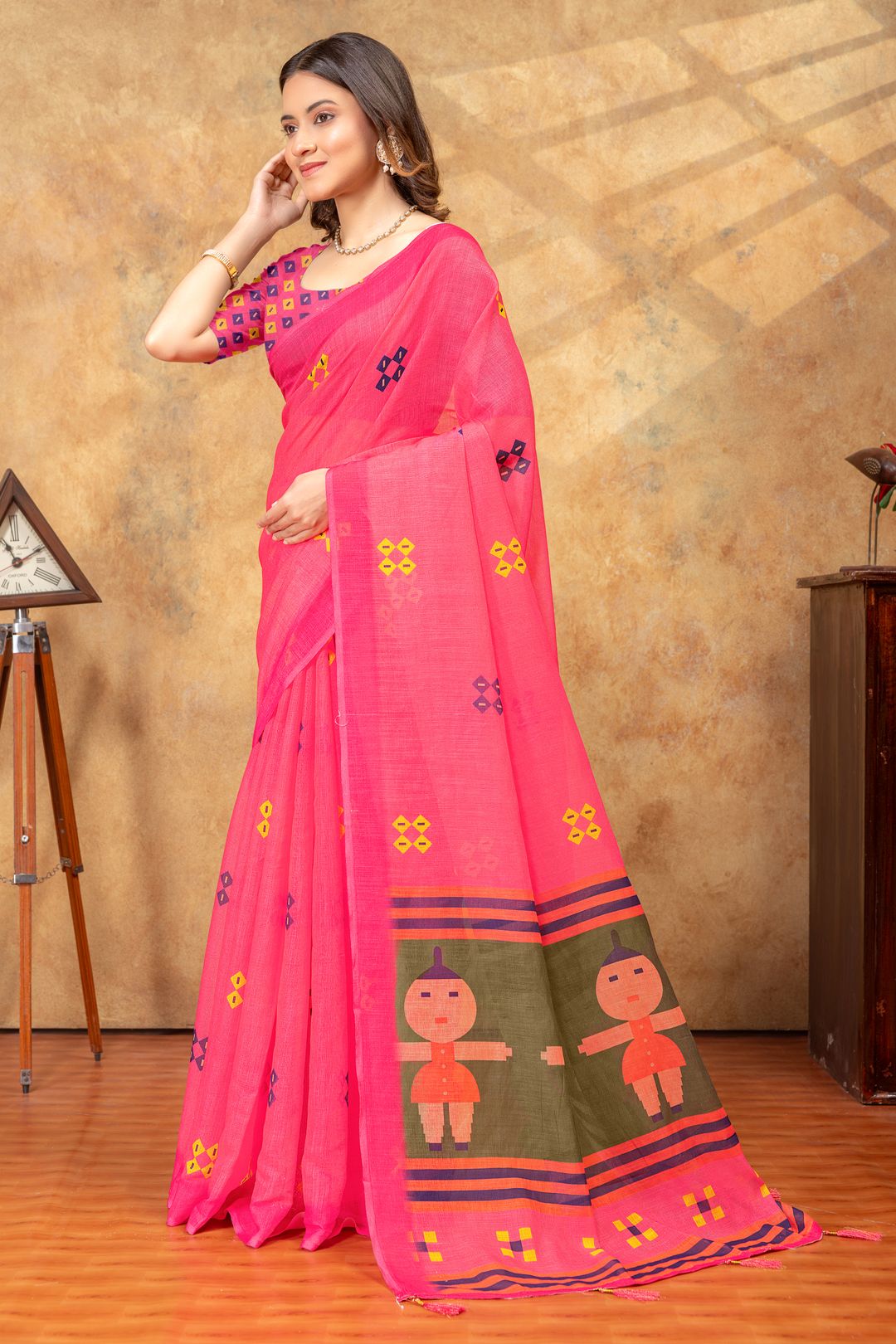 Varnavi Pink Linen Cotton Saree With Artistic Printed Pallu