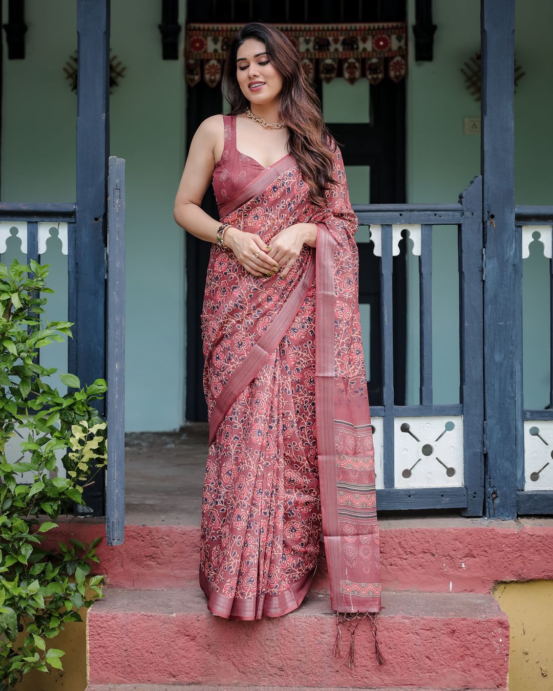 Rose Floral Printed Linen Cotton Saree with Heritage Border