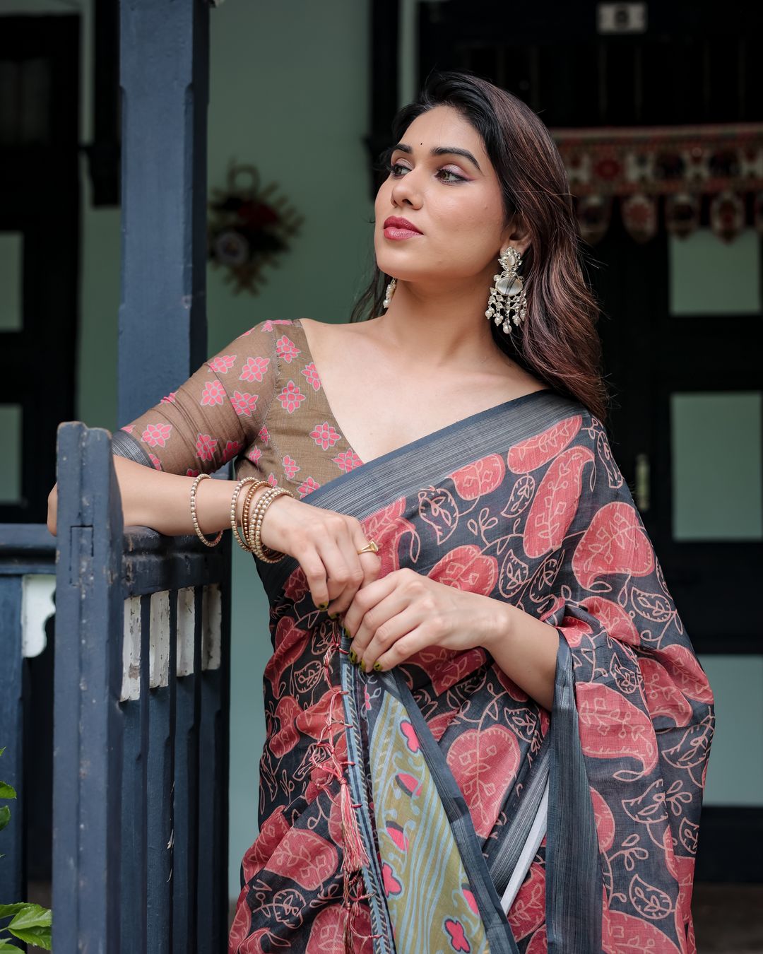 Charcoal Grey Printed Linen Cotton Saree with Coral Borders