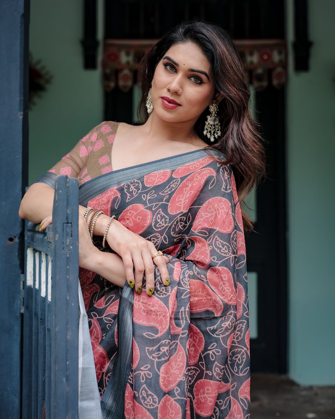 Charcoal Grey Printed Linen Cotton Saree with Coral Borders