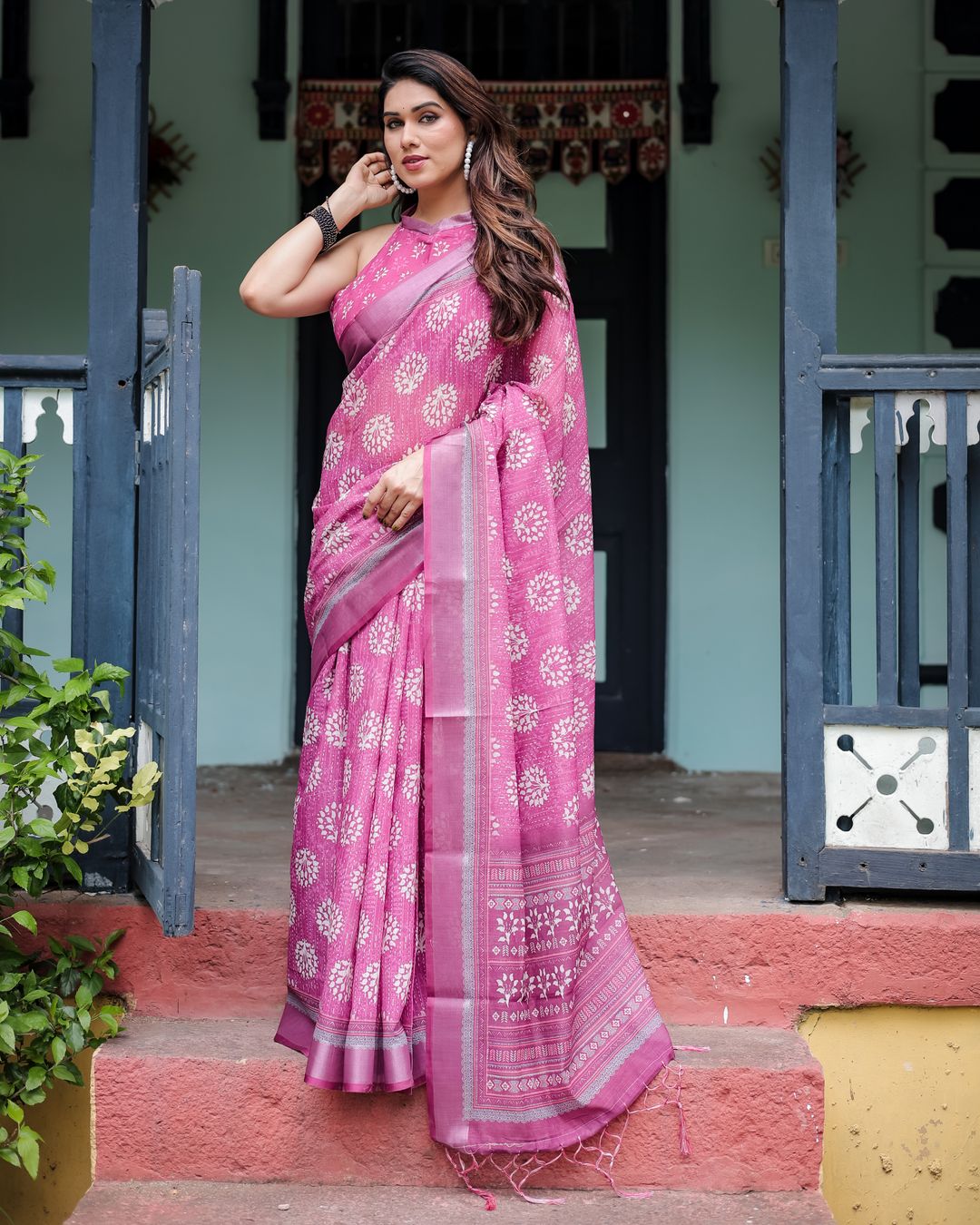 Pink Linen Cotton Saree with Floral Print Border Online