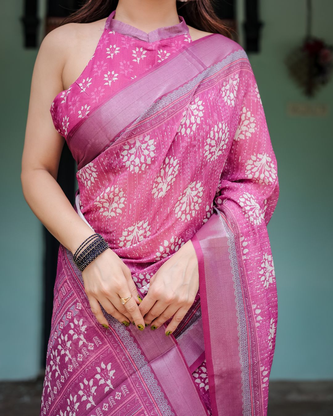 Pink Linen Cotton Saree with Floral Print Border Online