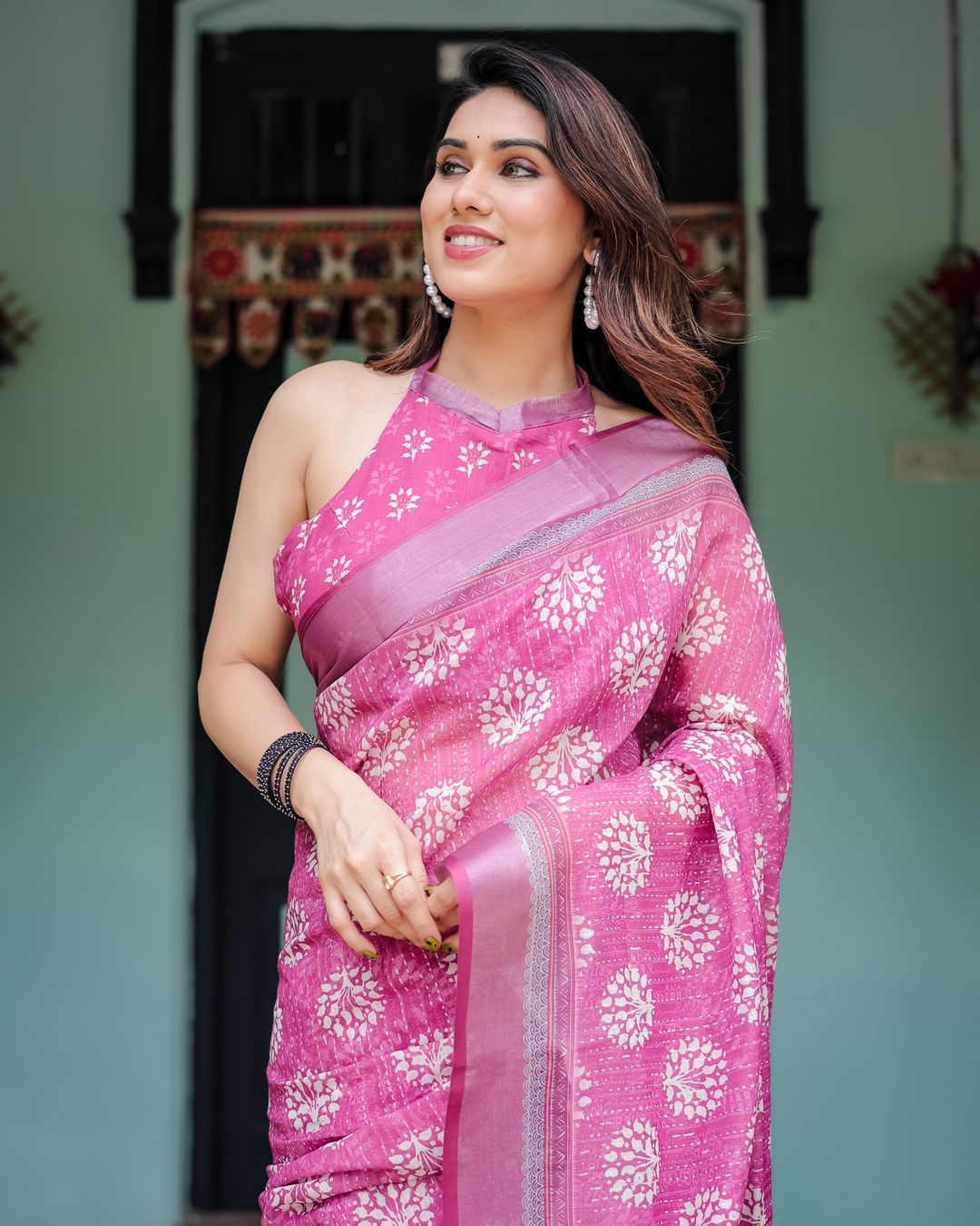 Pink Linen Cotton Saree with Floral Print Border Online