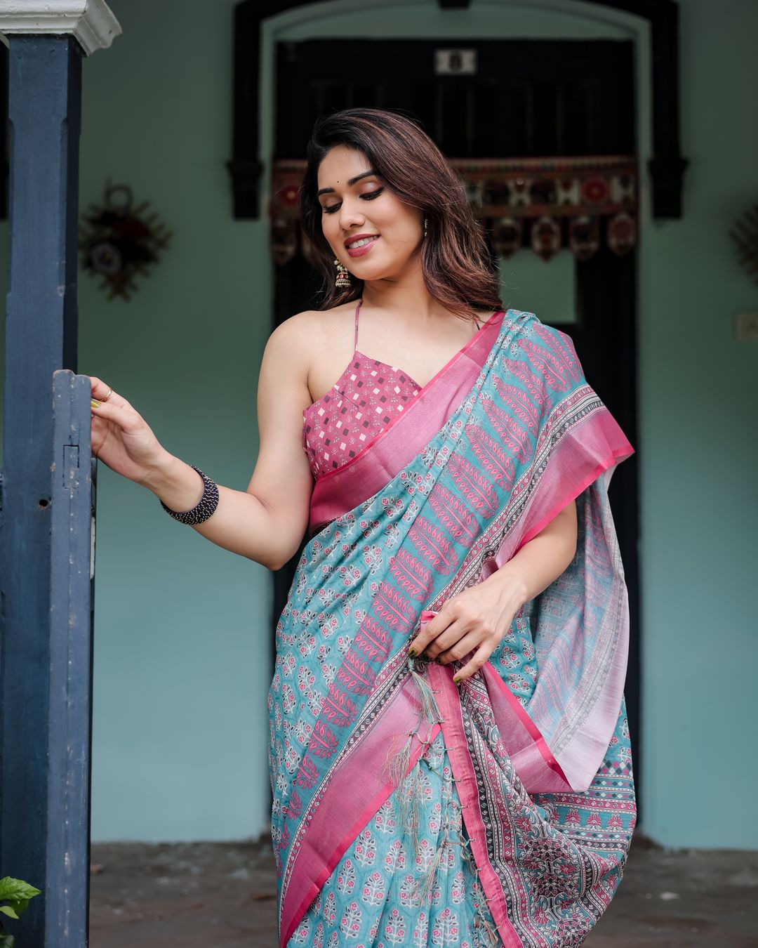 Shop Aqua Blue Floral Linen Cotton Saree with Printed Pallu