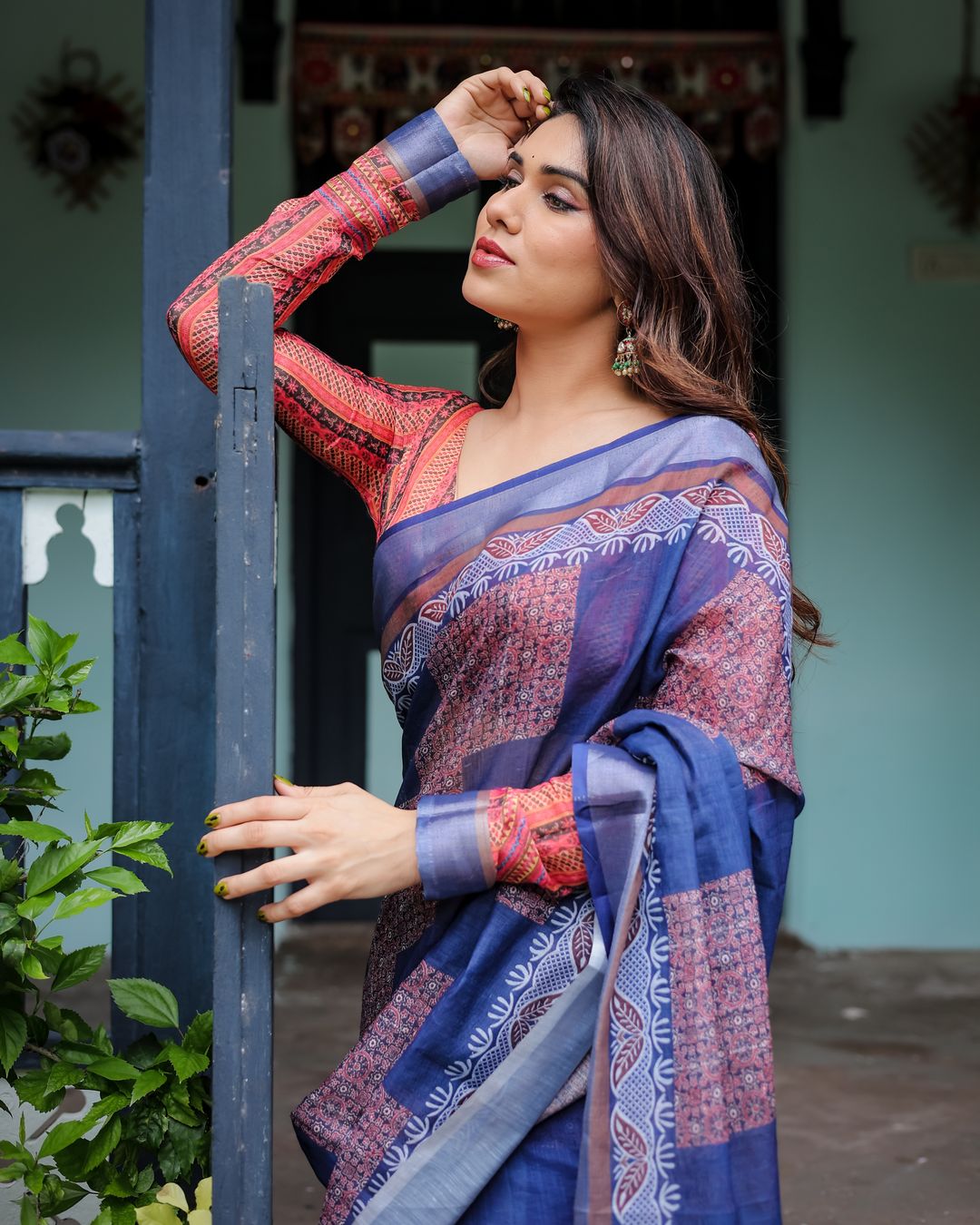 Navy Blue Printed Linen Cotton Saree for Women in India