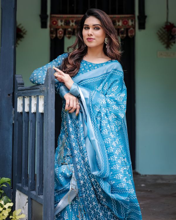 Blue Floral Linen Cotton Saree With Woven Border Design