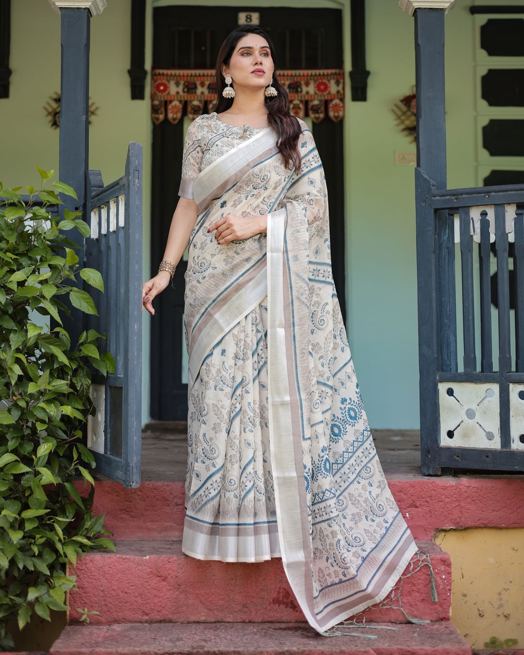Ivory Linen Cotton Saree with Blue Paisley Print Online