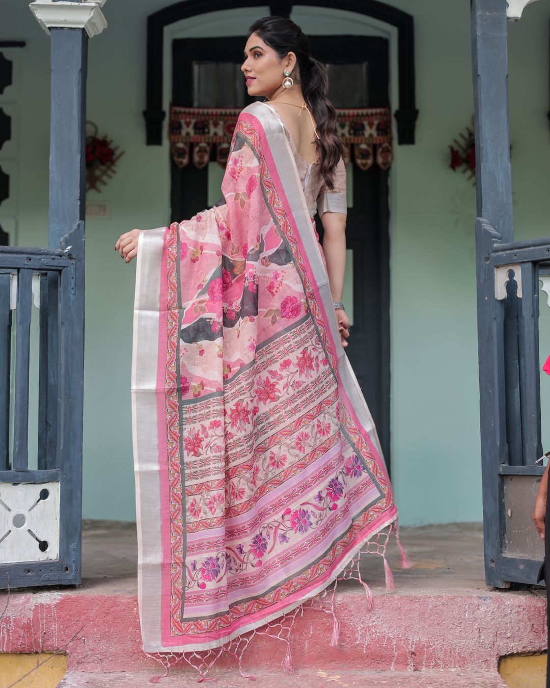 Pink Floral Linen Cotton Saree with Printed Pallu Varnavi