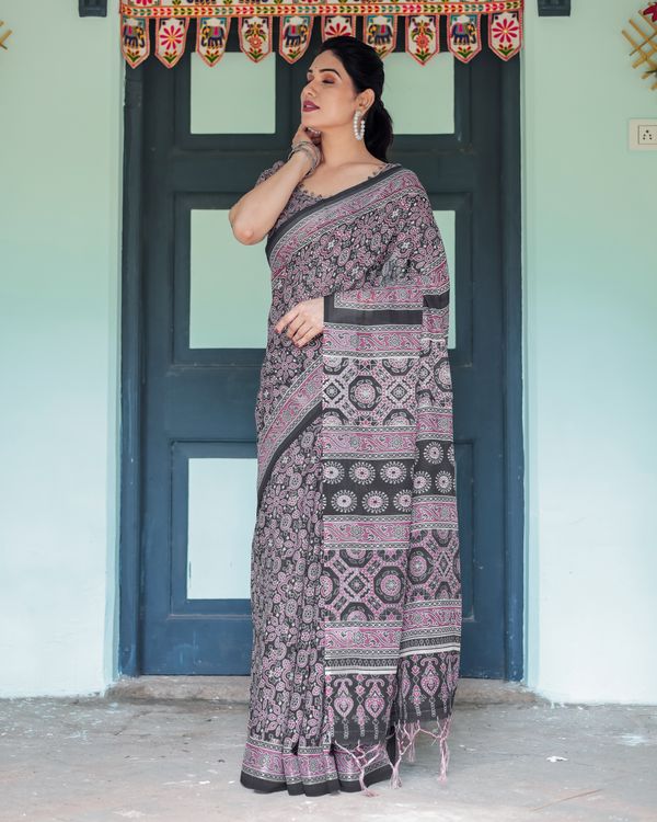 Black Pink Linen Cotton Saree with Floral Motifs and Tassel