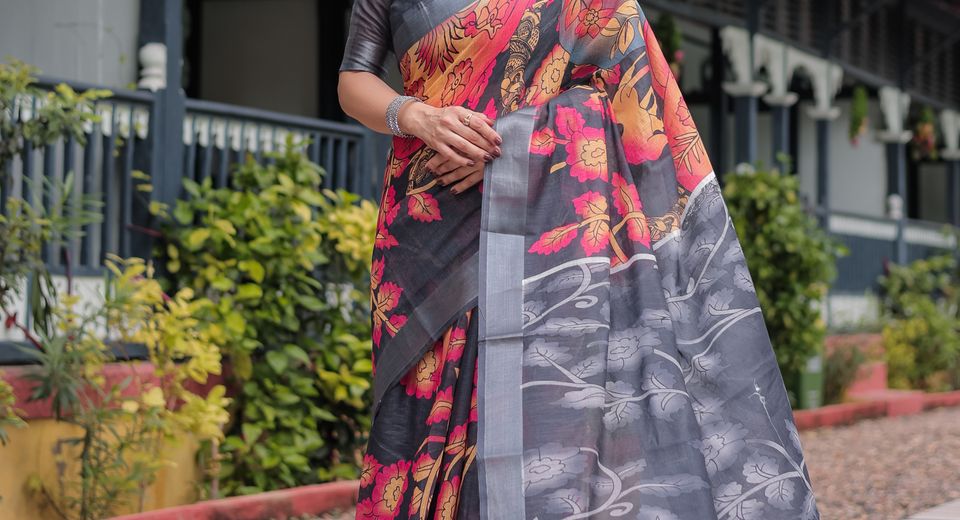 An Heirloom Dupatta Passed Between Generations for Family Events
