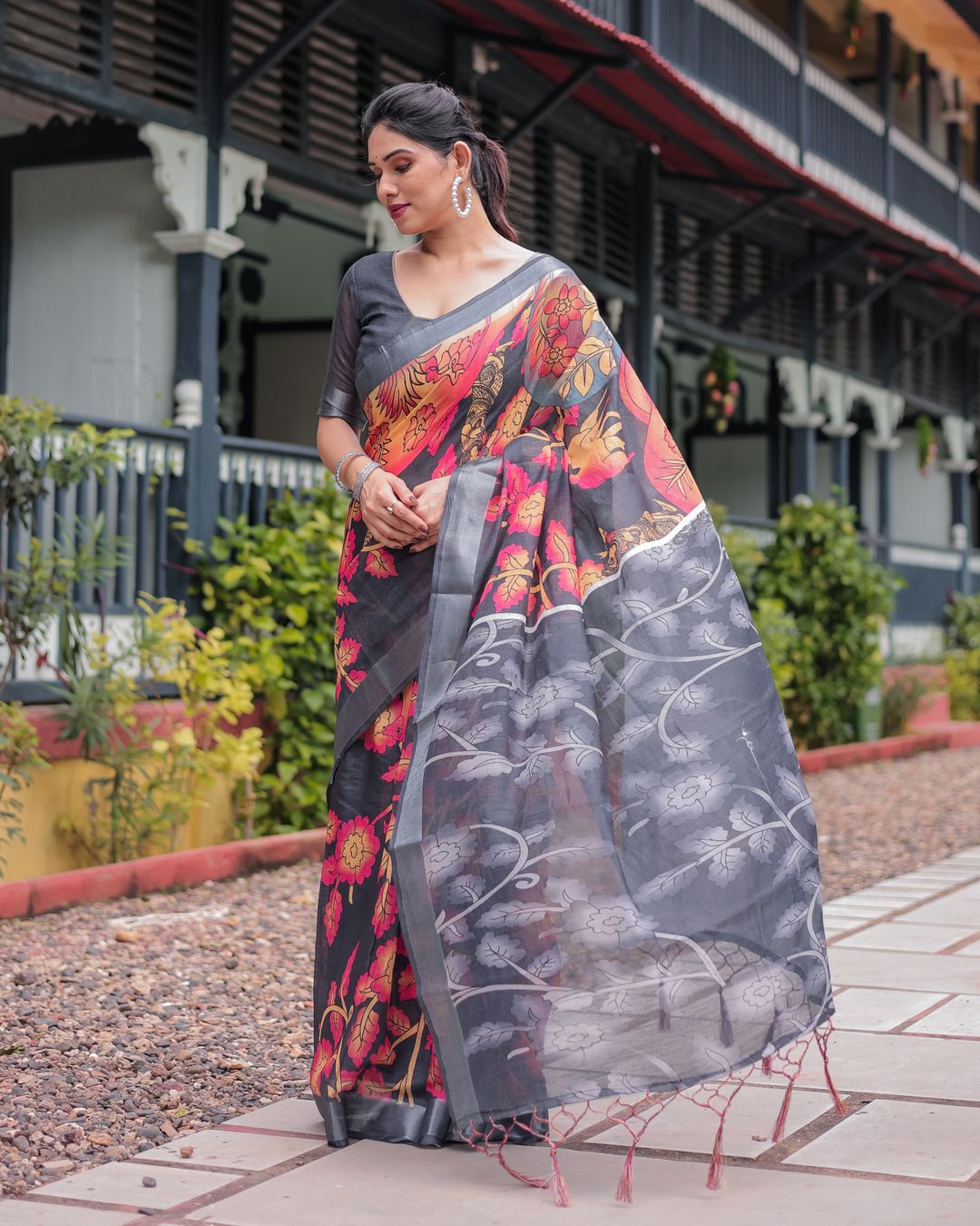 Charcoal Floral Printed Linen Cotton Saree With Blouse