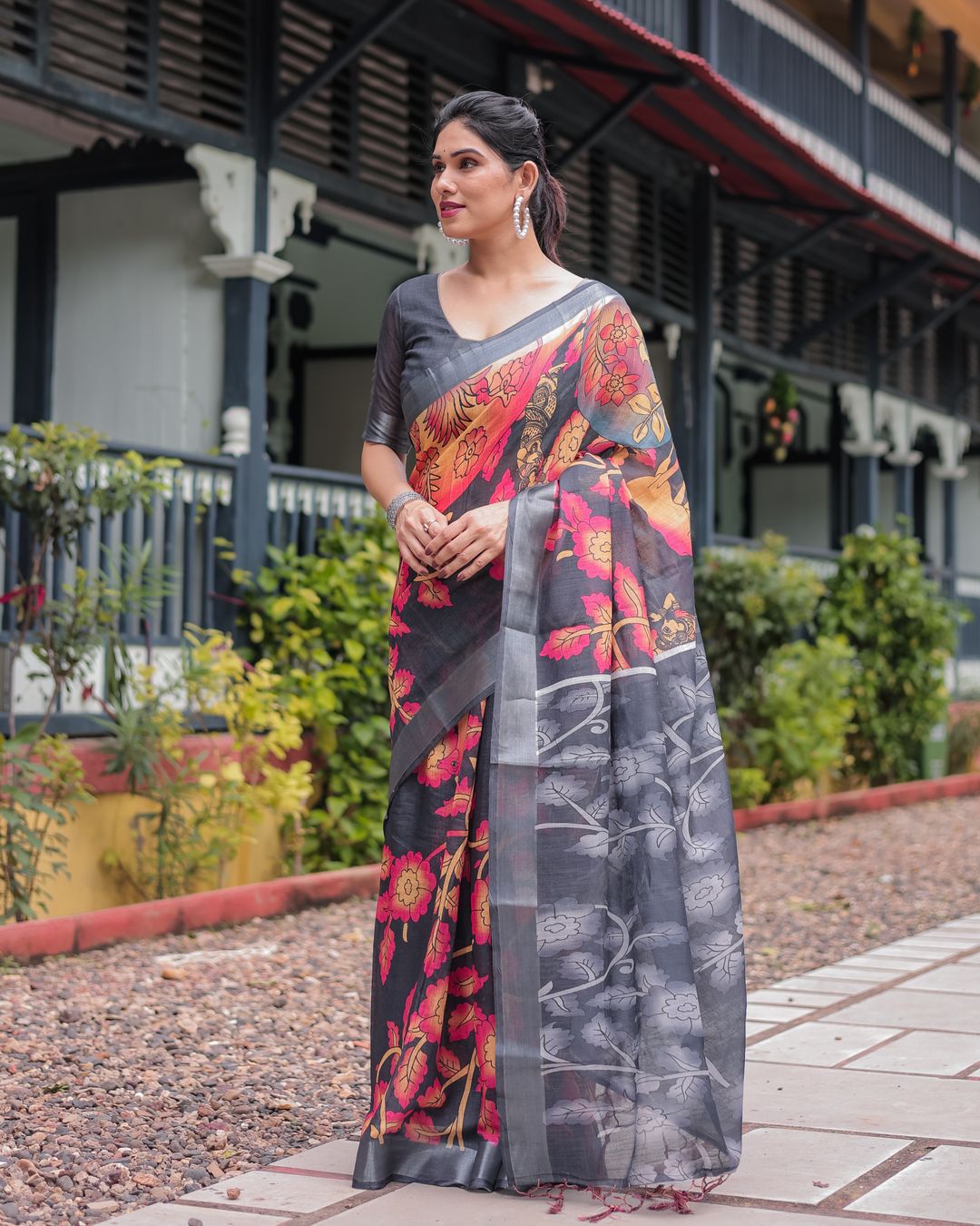 Charcoal Floral Printed Linen Cotton Saree With Blouse