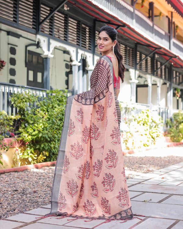 Pink Grey Checked Floral Linen Cotton Saree With Blouse Set