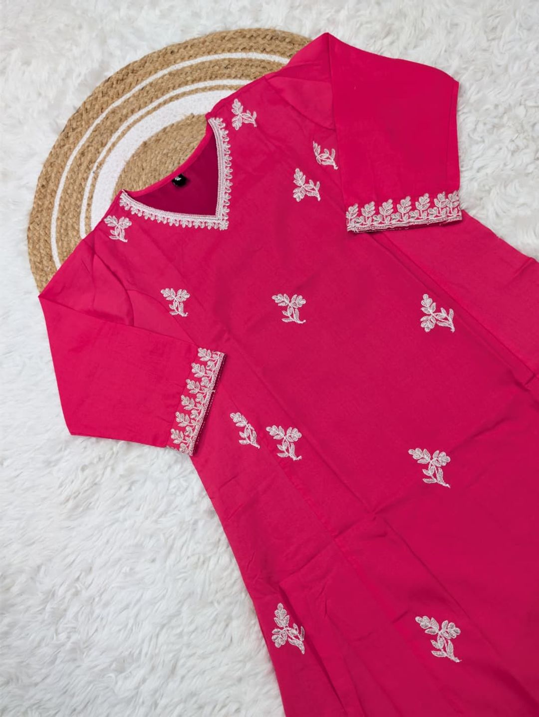Veena Pink Muslin Embroidered Kurta Set with Organza Dupatta