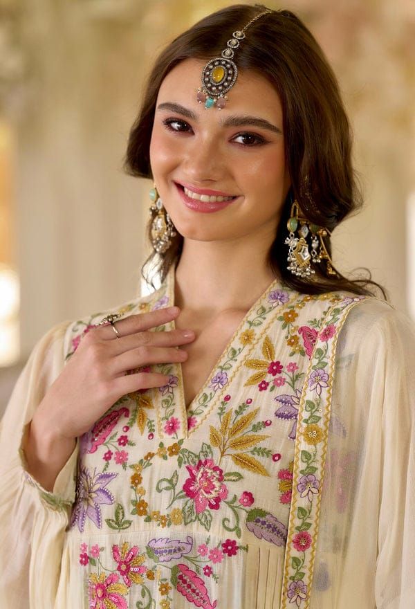 Shreesha Ivory Floral Embroidered Georgette Kurta Set