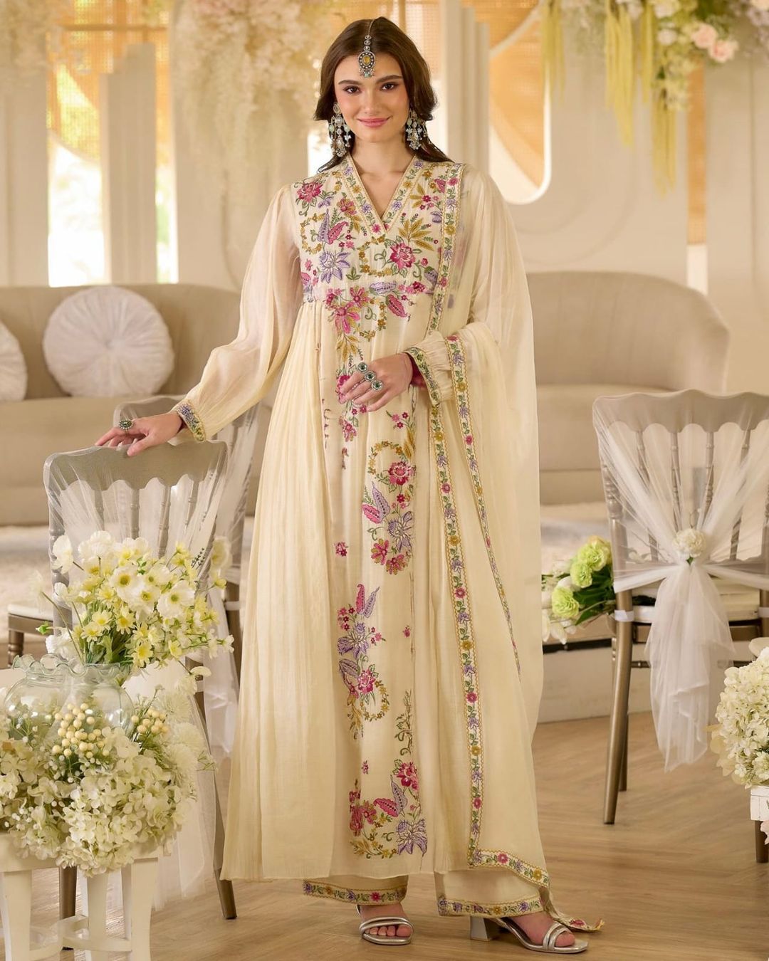 Shreesha Ivory Floral Embroidered Georgette Kurta Set