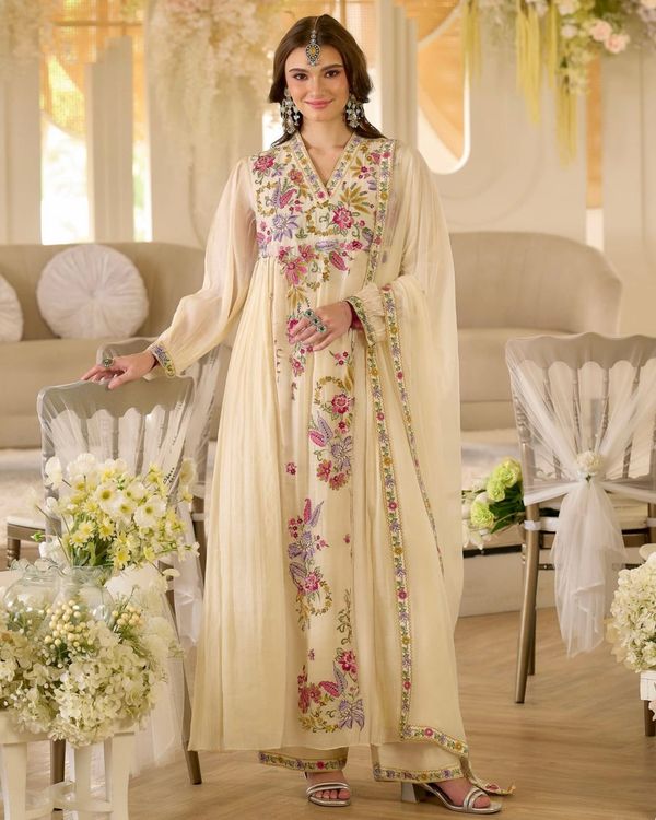 Shreesha Ivory Floral Embroidered Georgette Kurta Set